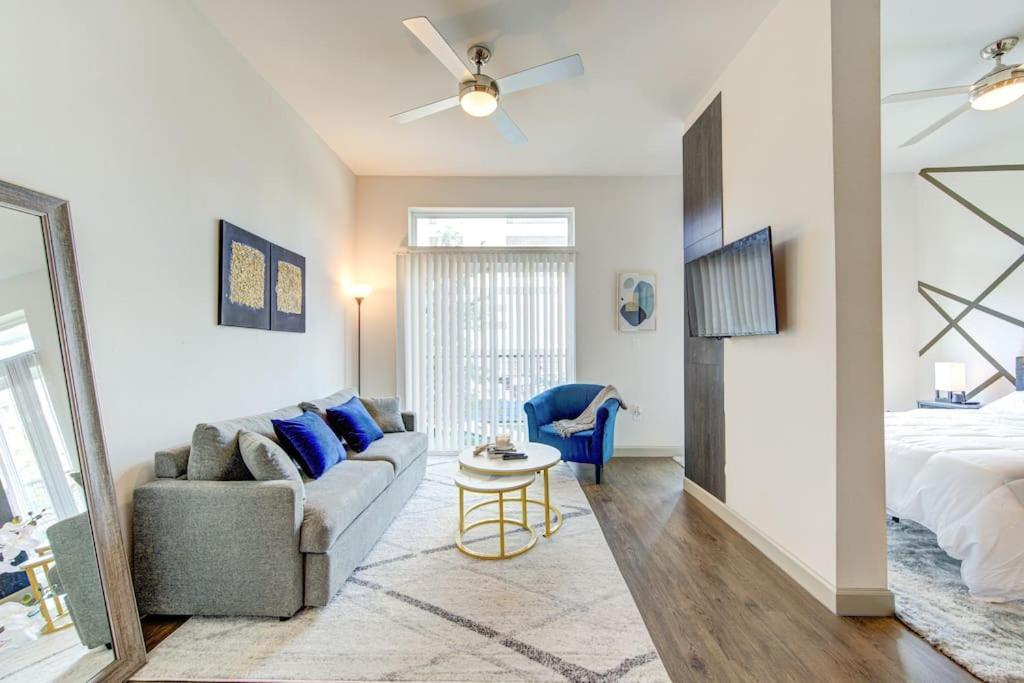 Trendy Downtown 1Bd/Freeparking/Wi-Fi/Pool Leilighet Houston Eksteriør bilde